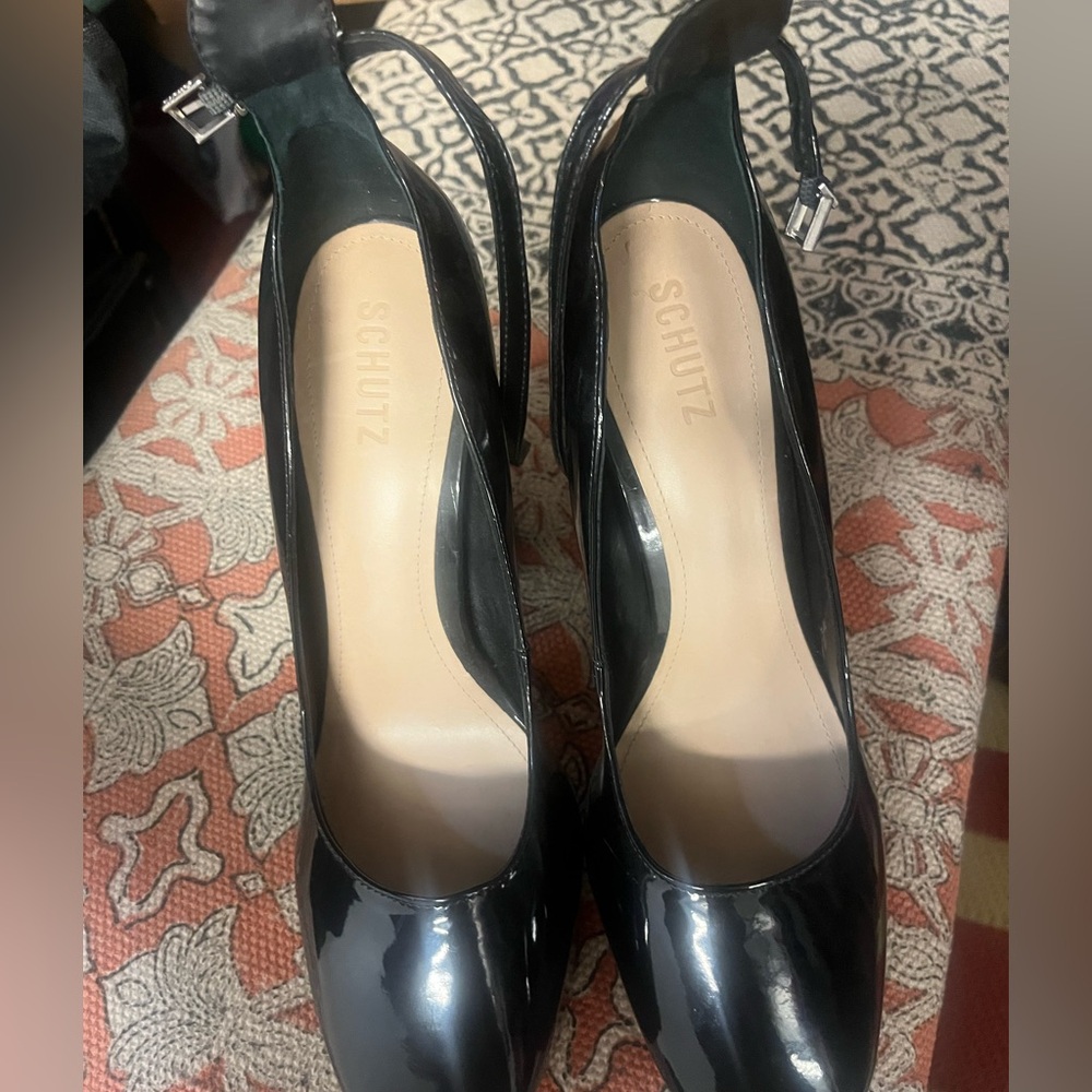 Brand new Schutz Platforms